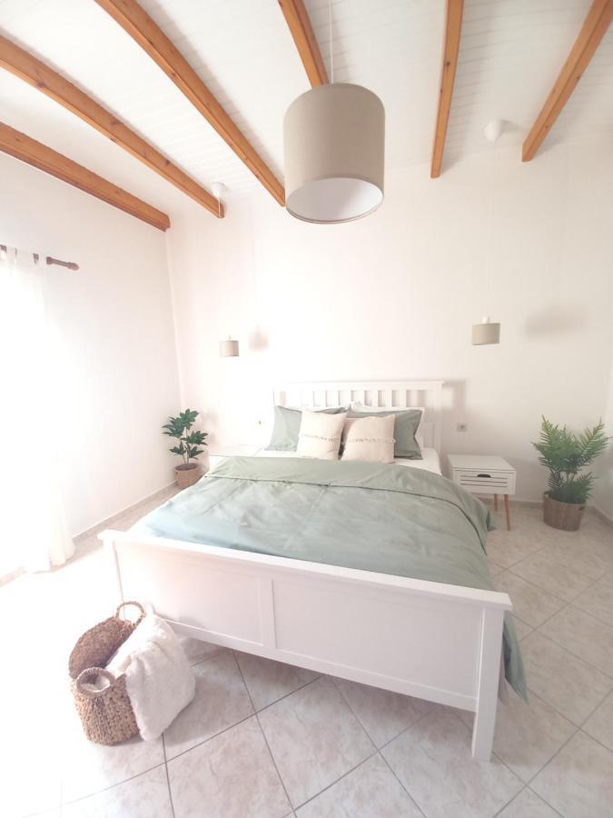Manolia Apartments Ipsos Luaran gambar